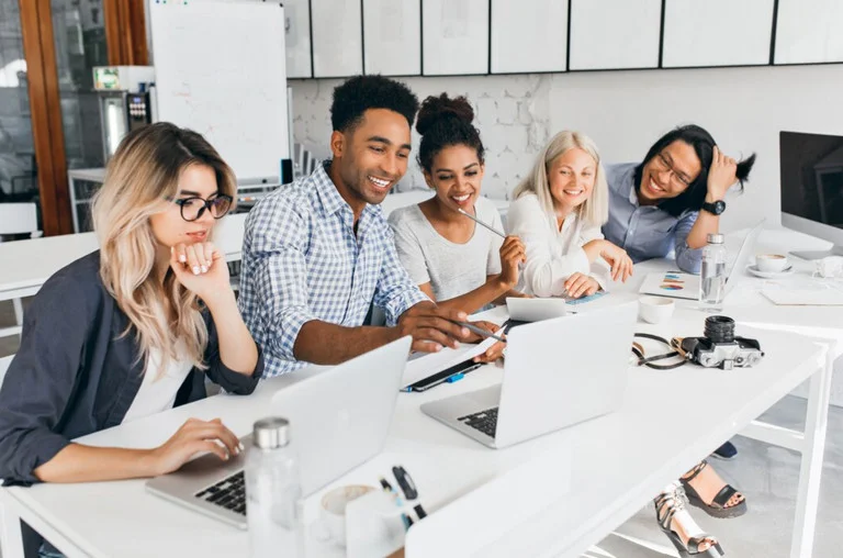 Ứng dụng công nghệ Text To Speech trong giảng dạy (Nguồn: Freepik)