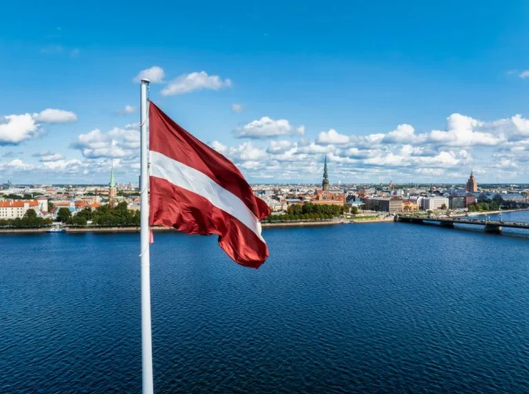 Vbee AIVoice Studio's Latvian Text to Speech help automate processes and save costs